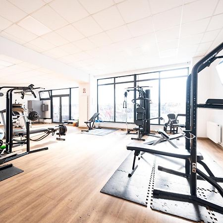 The Golden Studio - With Free Gym Bucureşti Exterior foto