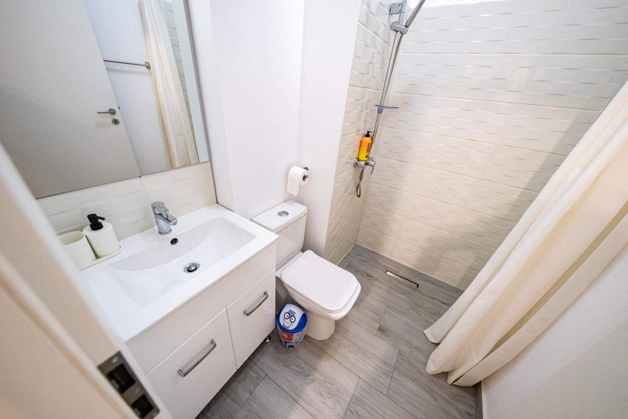 The Golden Studio - With Free Gym Bucureşti Exterior foto